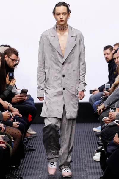 Look 22